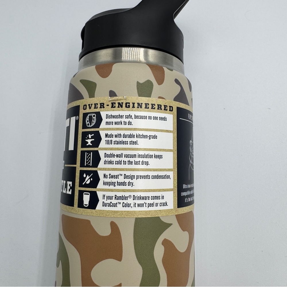 YETI Rambler 26oz Bottle Tan Camo - Picture 5 of 8